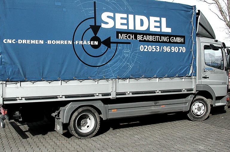 <b>1984</b>&nbsp;&nbsp;&nbsp;Ein neuer LKW wird angeschafft.